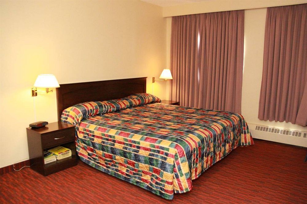 Argyll Plaza Hotel Edmonton Luaran gambar