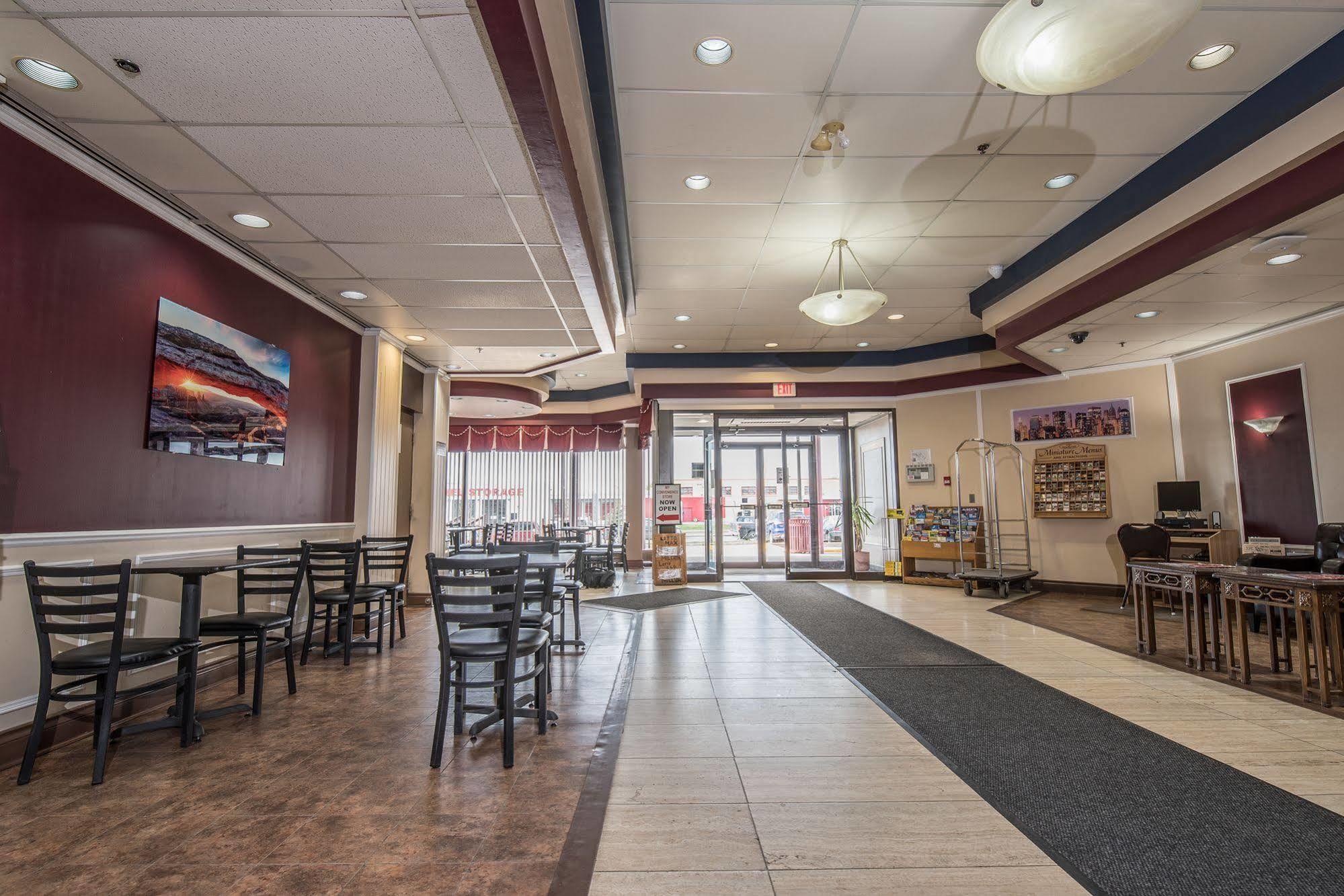Argyll Plaza Hotel Edmonton Luaran gambar