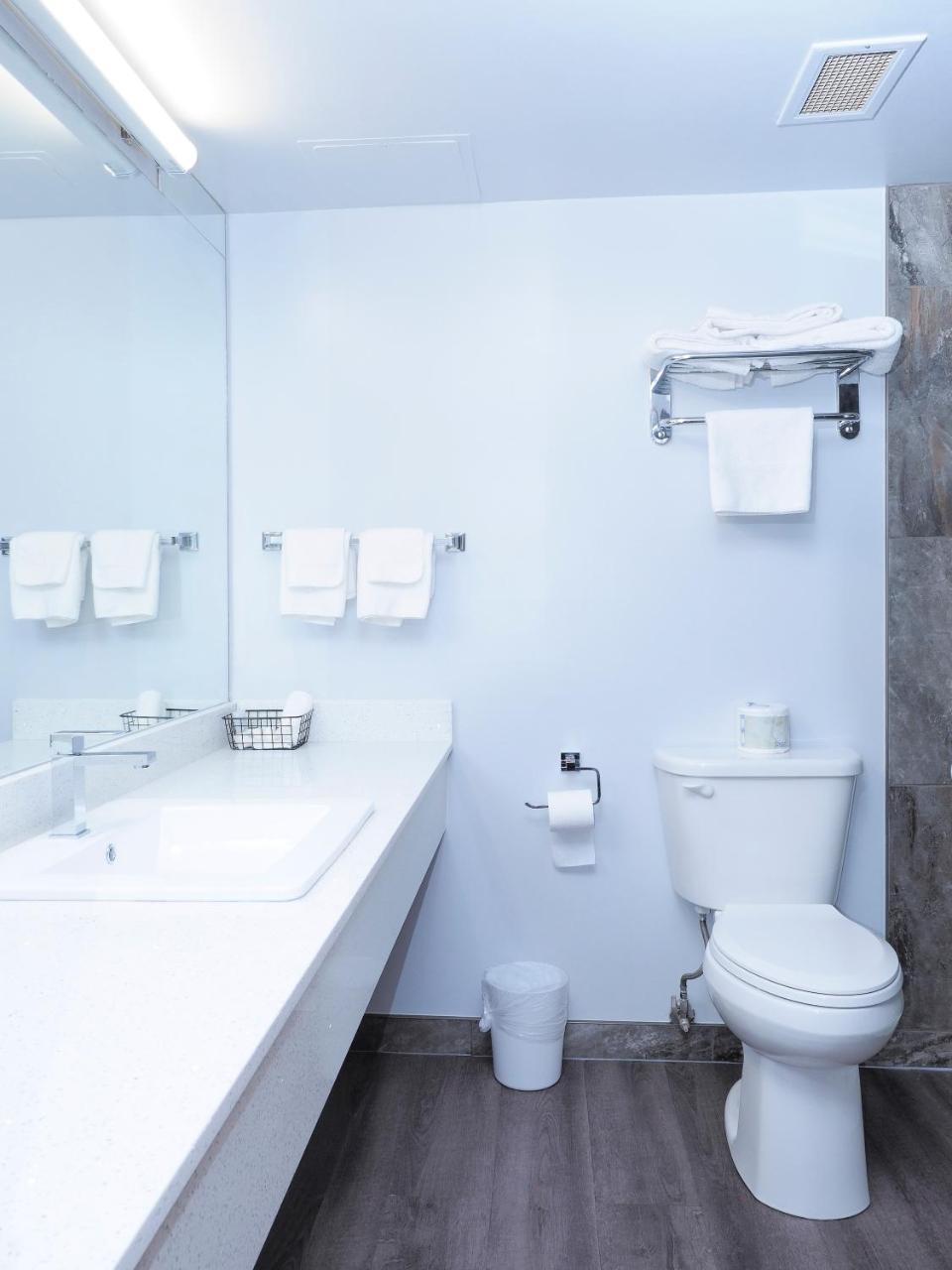 Argyll Plaza Hotel Edmonton Luaran gambar
