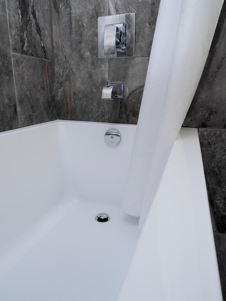 Argyll Plaza Hotel Edmonton Luaran gambar
